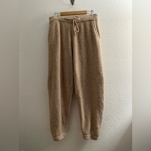 Abercrombie & Fitch Pants - Picture 4 of 7